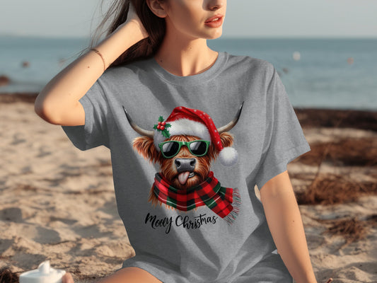 Funny Highland Cow Merry Christmas Graphic Tshirt