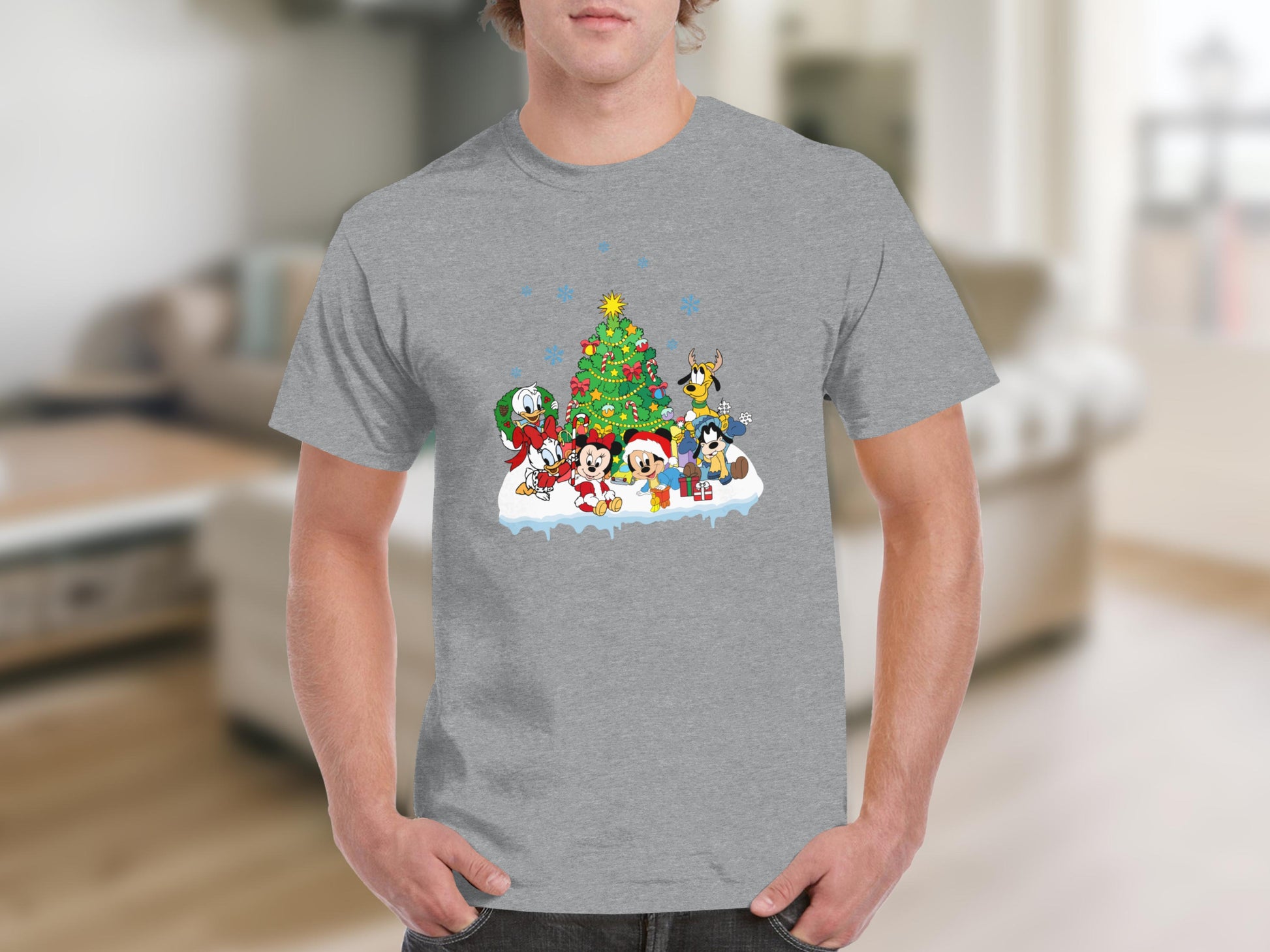 Christmas Mickey and Friends Cartoon Graphic T-shirt