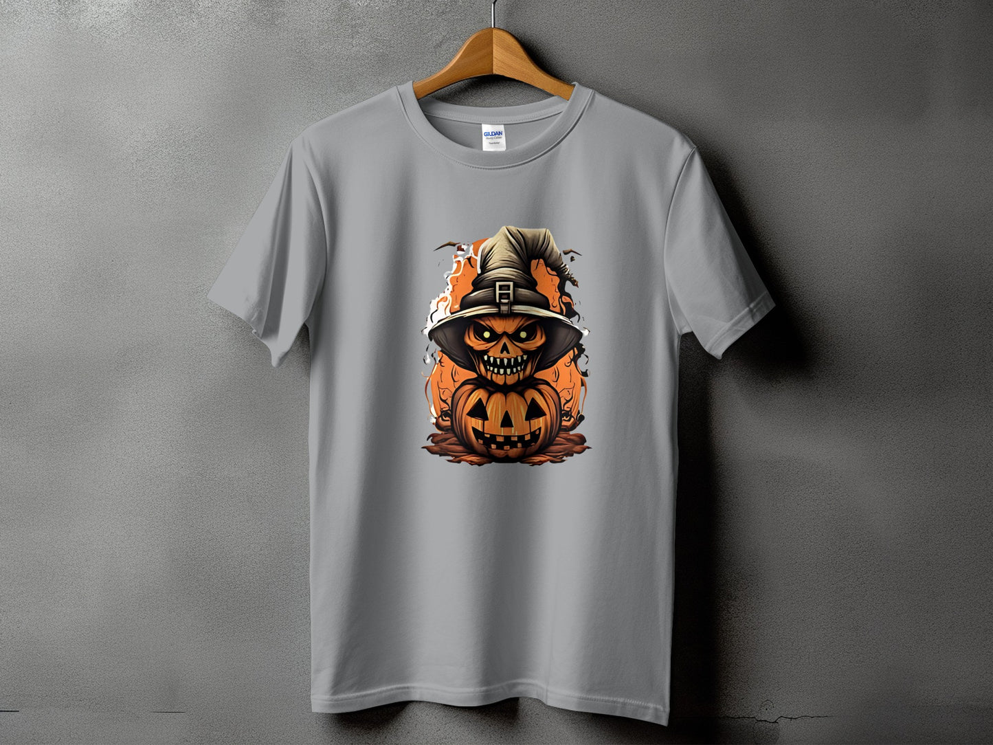 Grey t-shirt with stacked Jack-o'-lantern illustration wearing a witch hat.