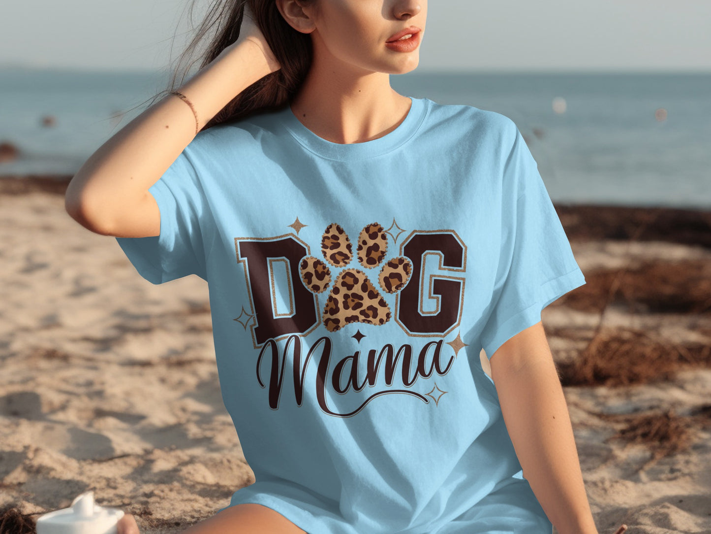 Dog Mama Leopard Print Paw Design T-Shirt