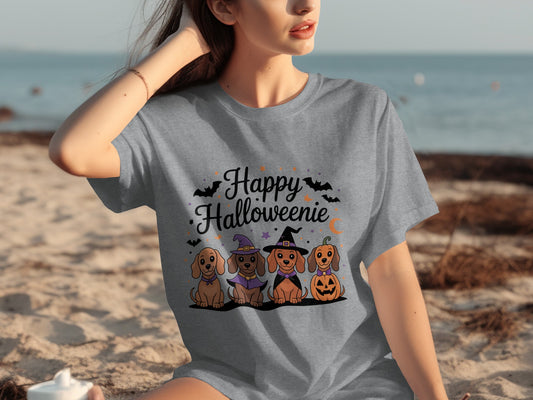 Happy Halloweenie Cute Dachshund Themed Halloween T-shirt