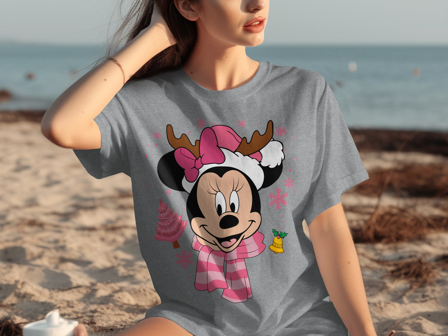 Cute Minnie Mouse Christmas Graphic Tee