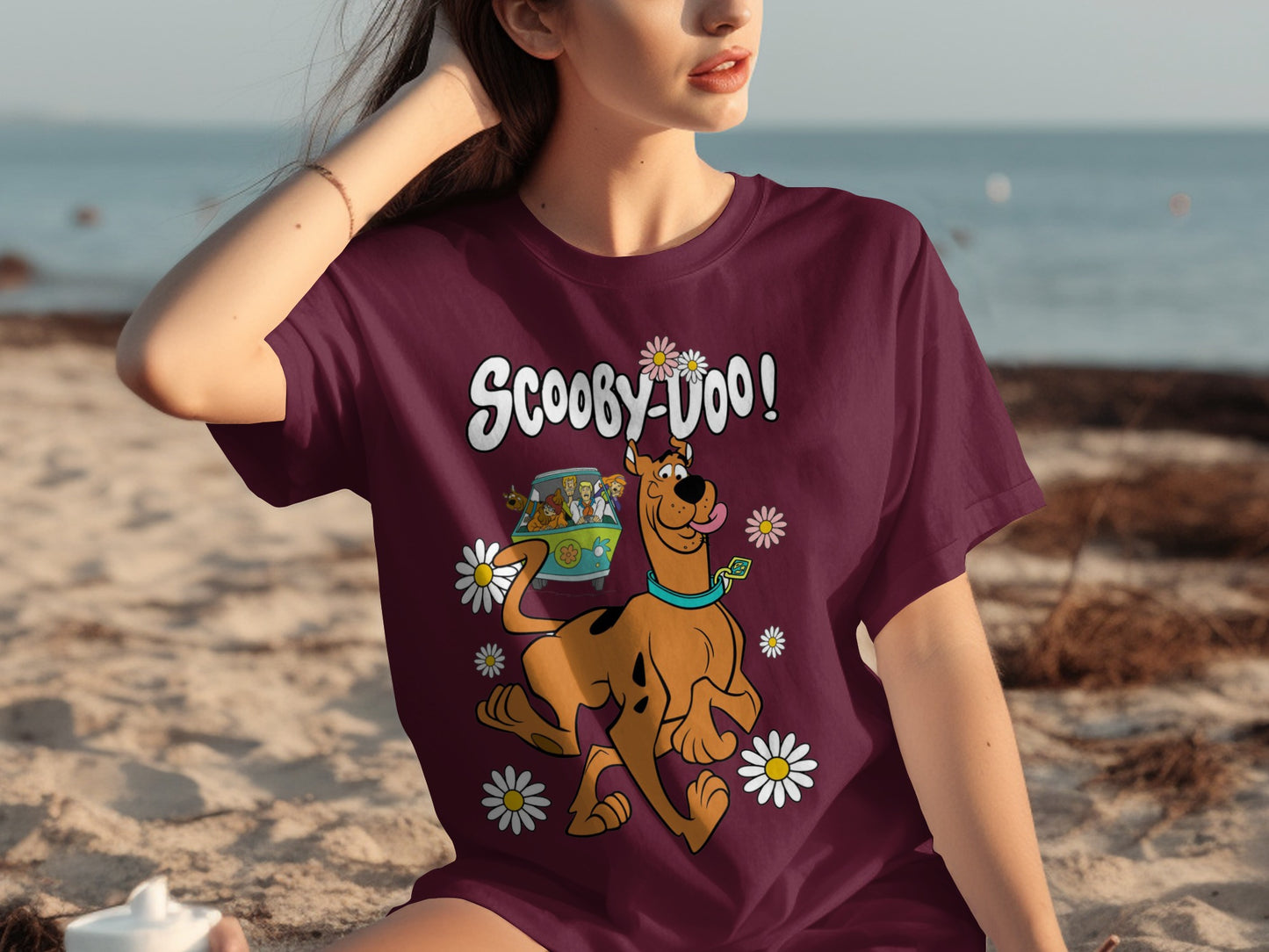 Scooby-Doo Cartoon Graphic Tee with Flower Accents