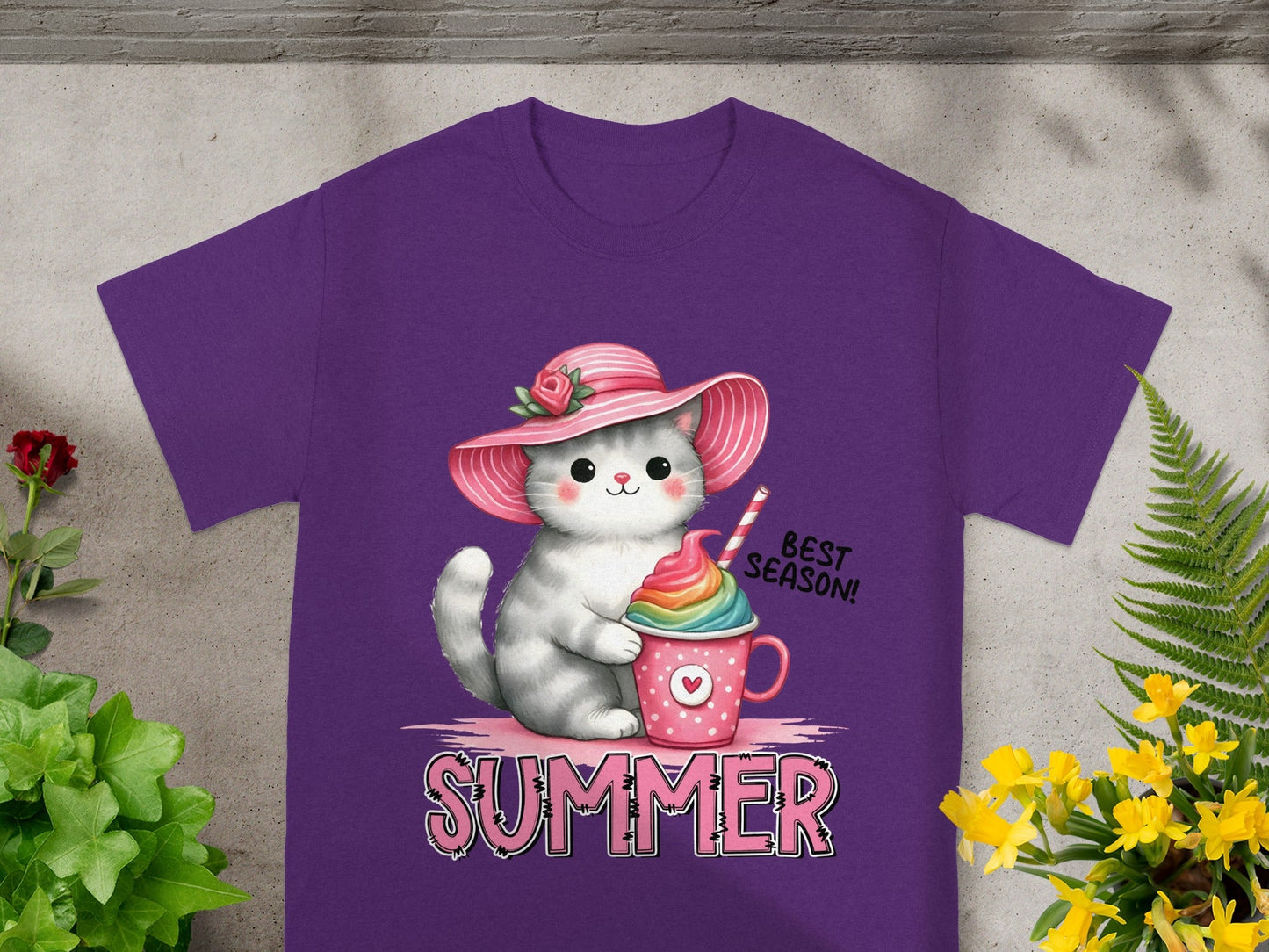 Adorable Kitty in Summer Hat Best Season T-shirt