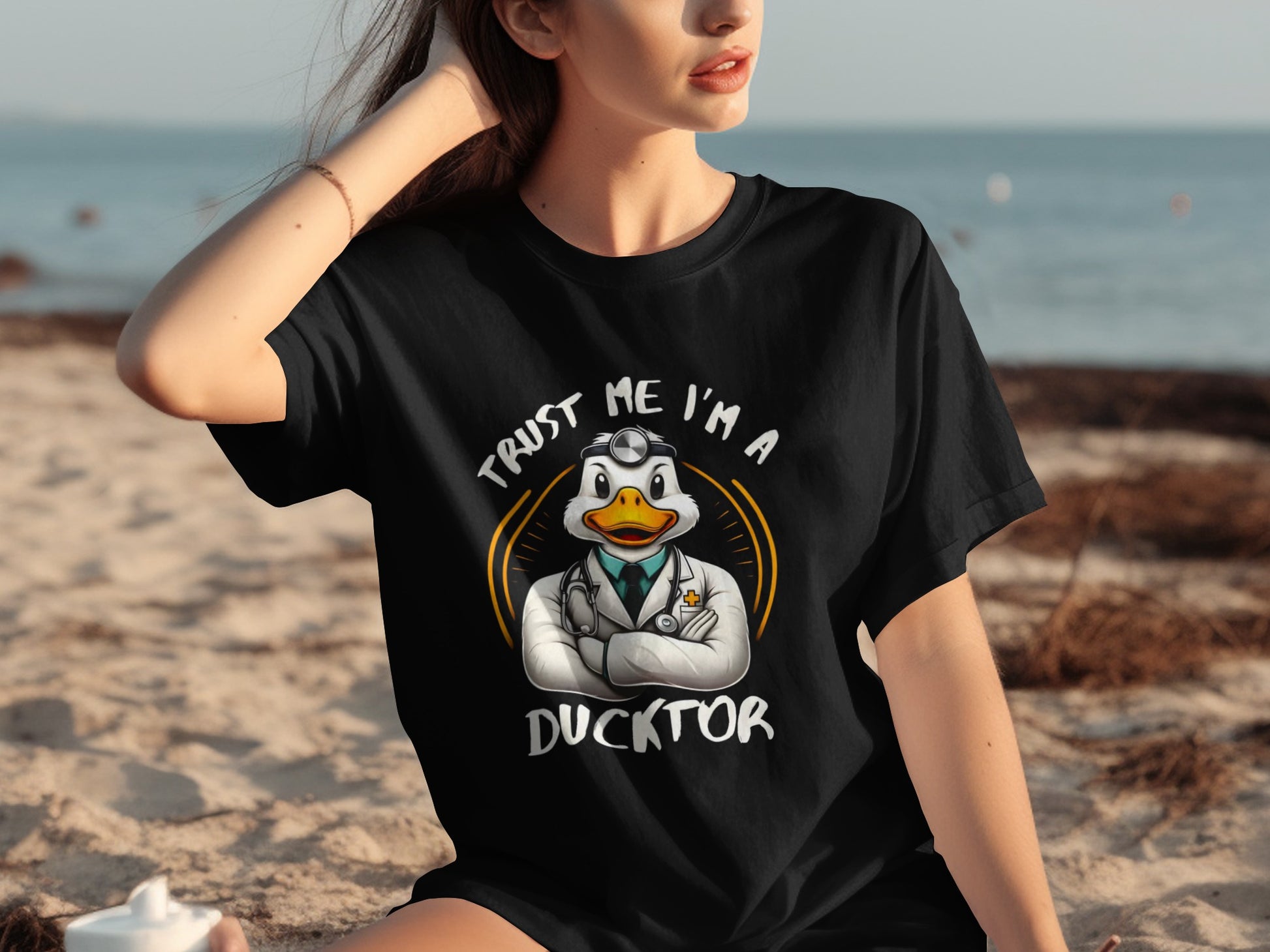 Trust Me I'm A Ducktor Funny Graphic T-Shirt