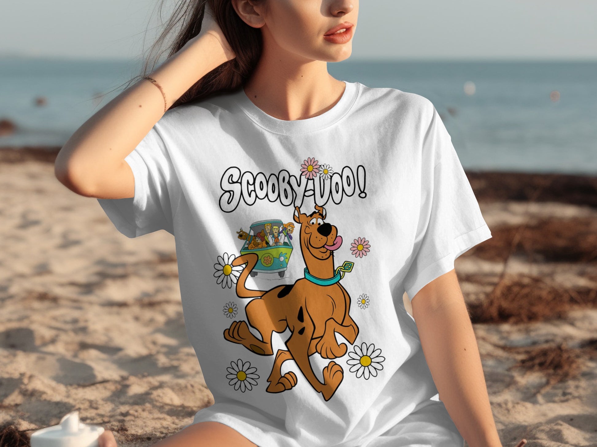 Scooby Doo Cartoon Character Graphic Tee Shirt