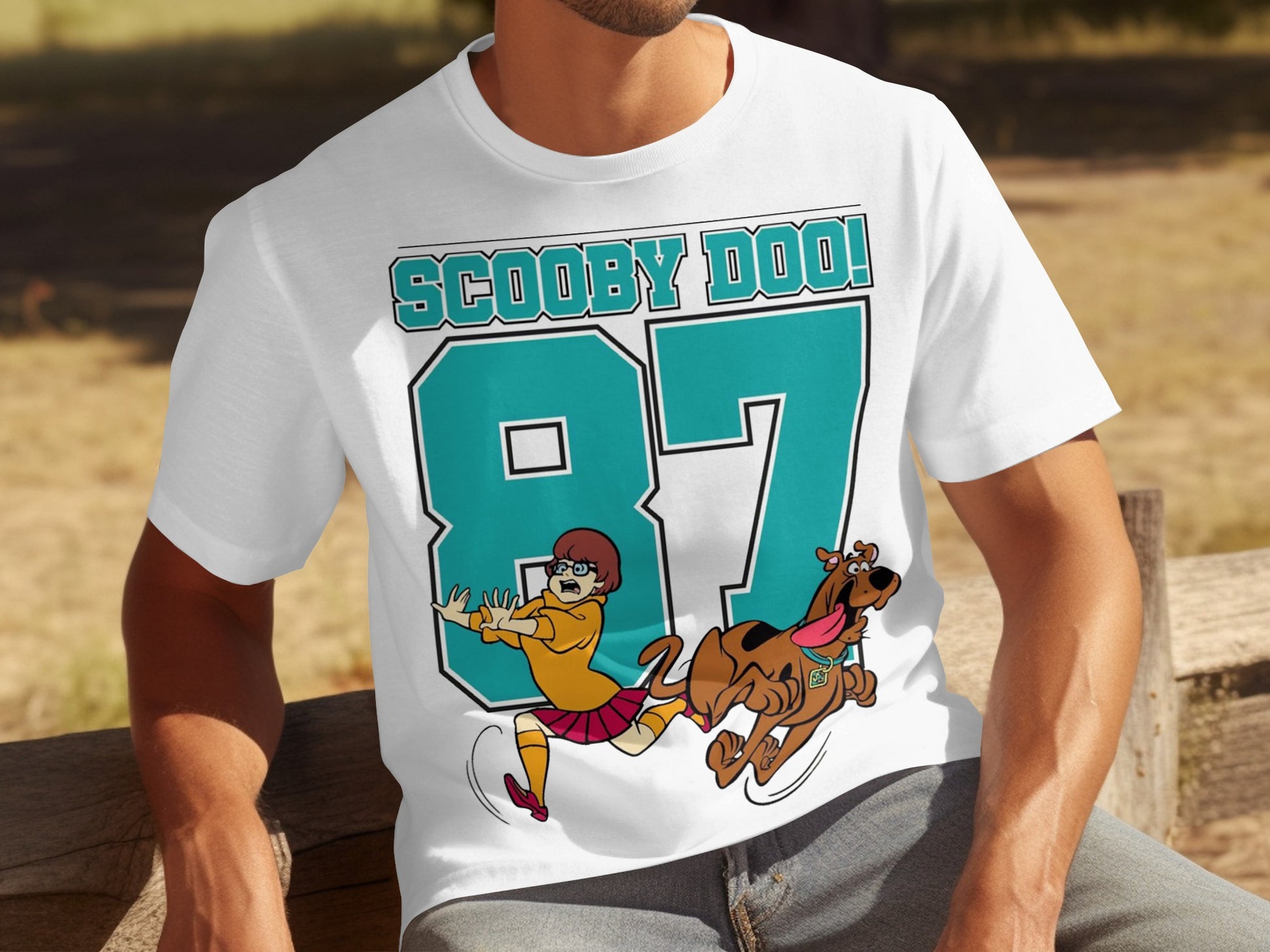 Scooby Doo 87 Velma Running Cartoon Design T-Shirt