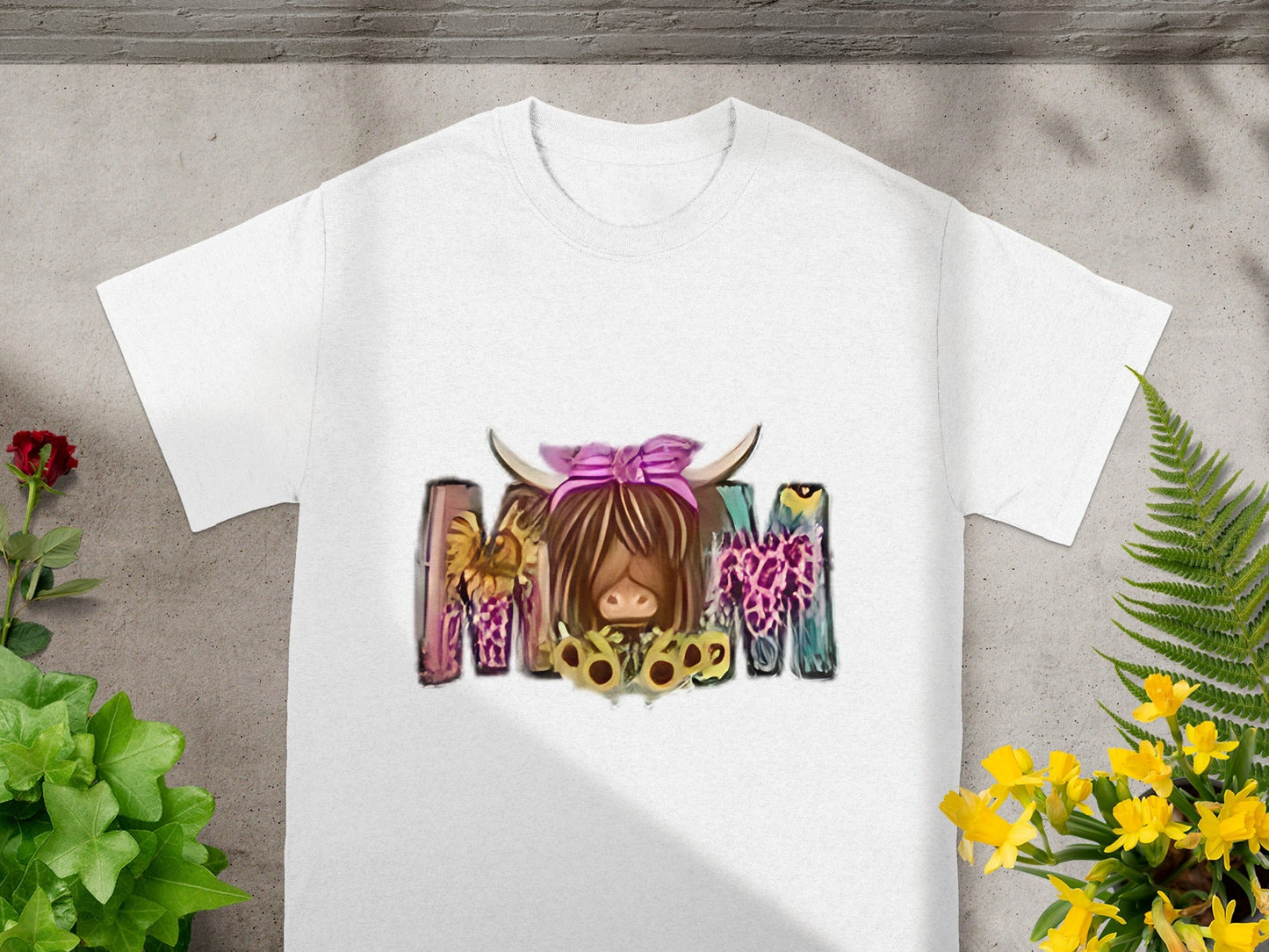 Cute Highland Cow MOM Floral Graphic T-Shirt for Mom