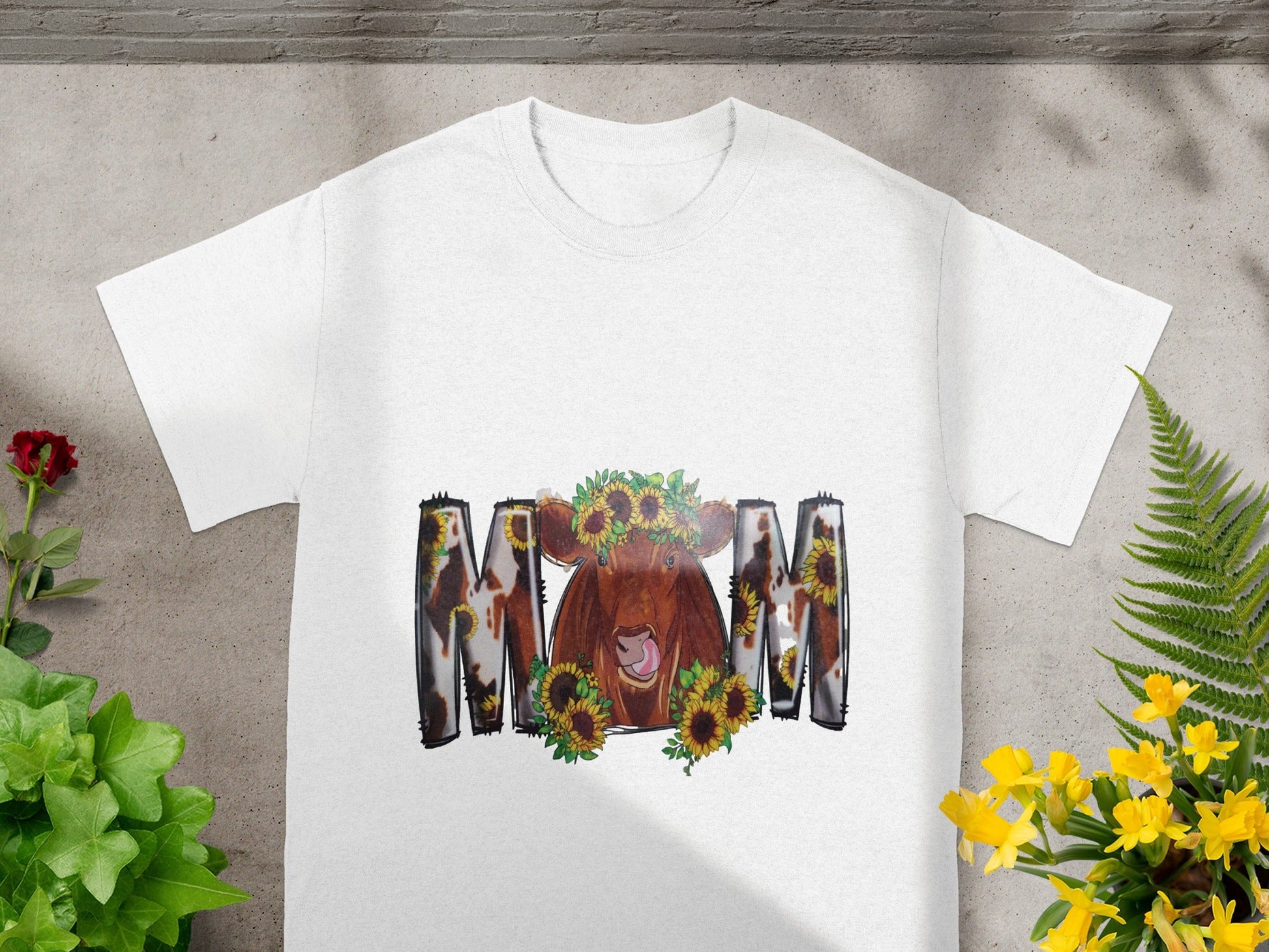 Sunflower Cow Mom Graphic Design T-shirt