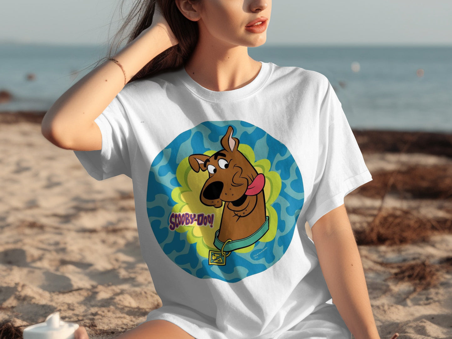 Scooby-Doo Blue Background Graphic Print T-shirt