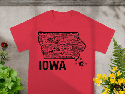 Iowa Map Design Commemorative Graphic T-Shirt