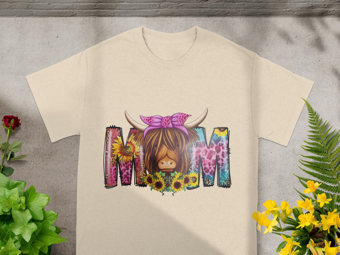 Colorful Highland Cow Mom Graphic T-Shirt for Women